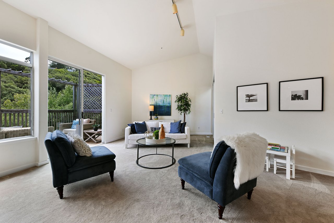  483 Green Glen Way