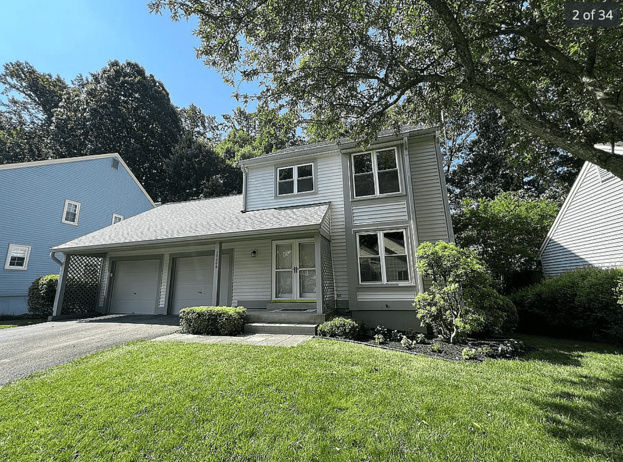 10006 Beacon Pond Ln
