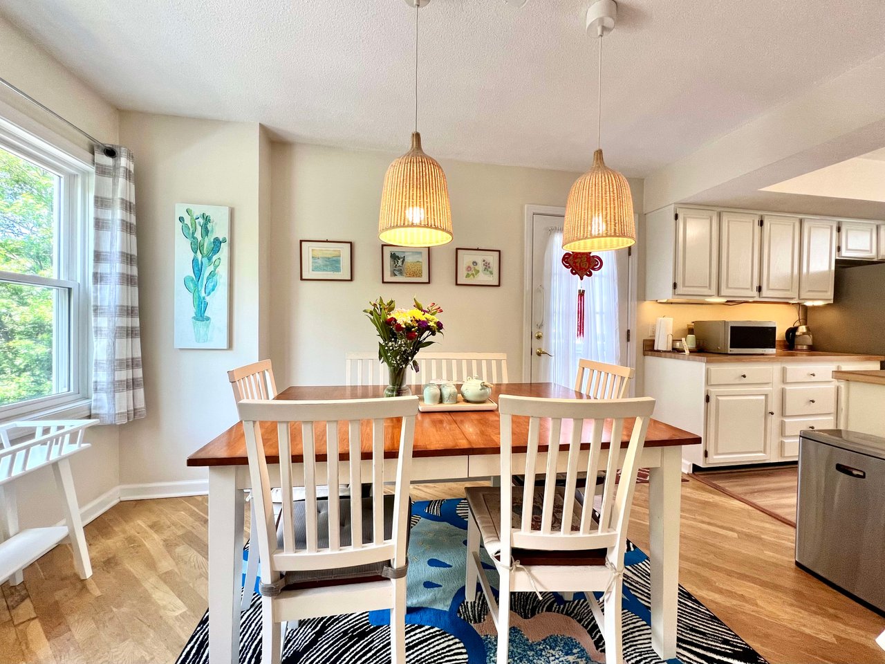 Dining room at 3 Wilton Crest, Wilton, CT