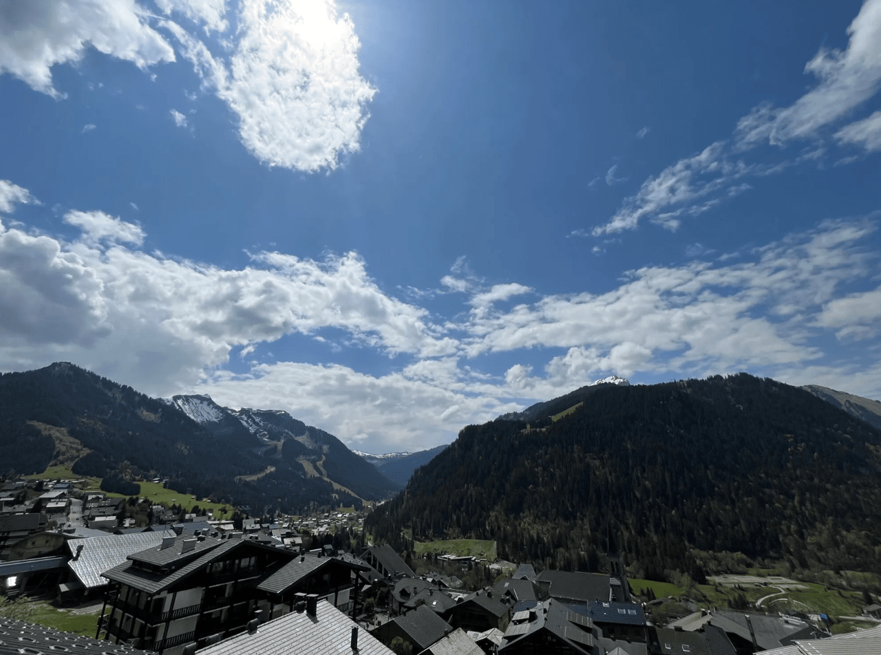 SUNNY CHATEL PENTHOUSE 