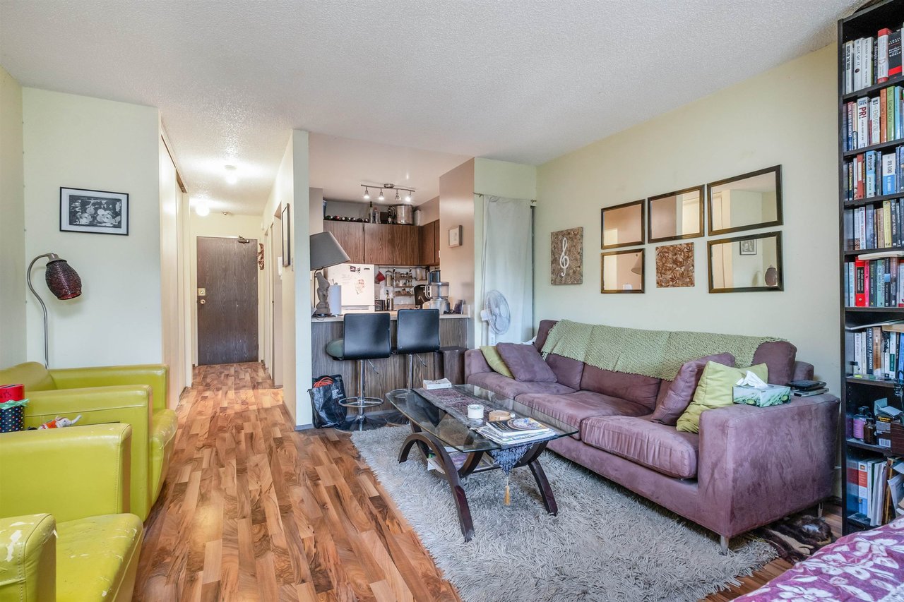 203-1545 E 2nd Ave