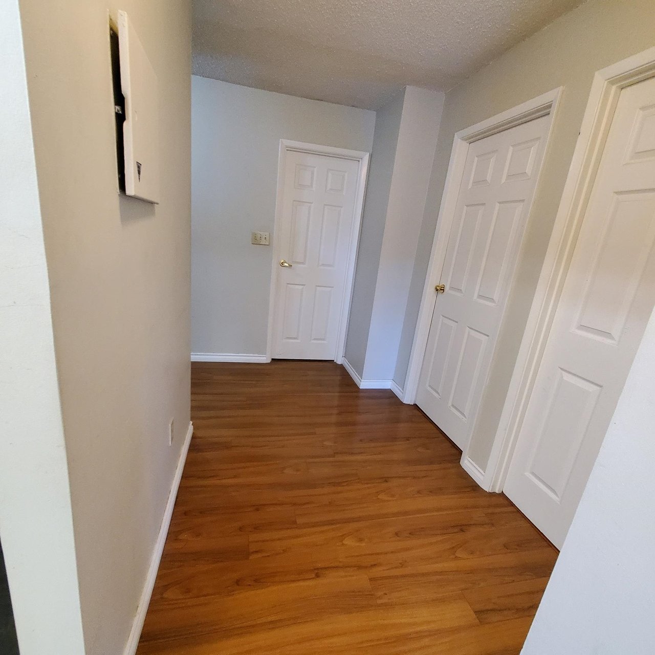 203-255 E 14th Ave