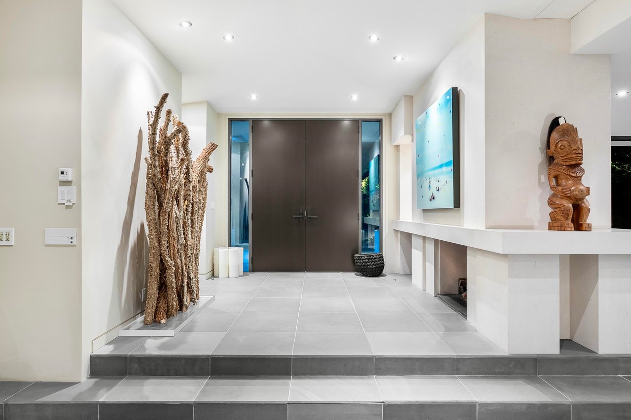 6275 St. Georges Cres