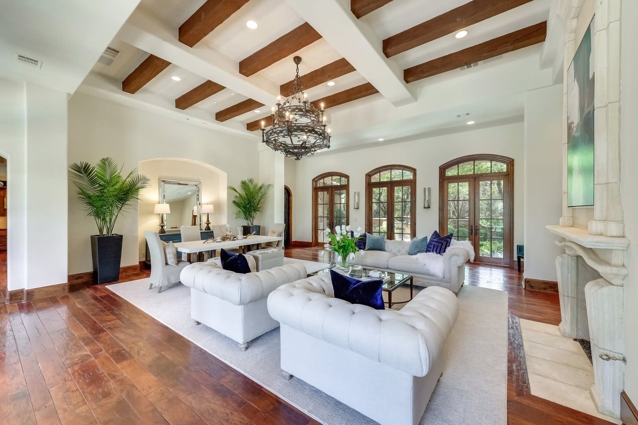 7728 Escala Dr