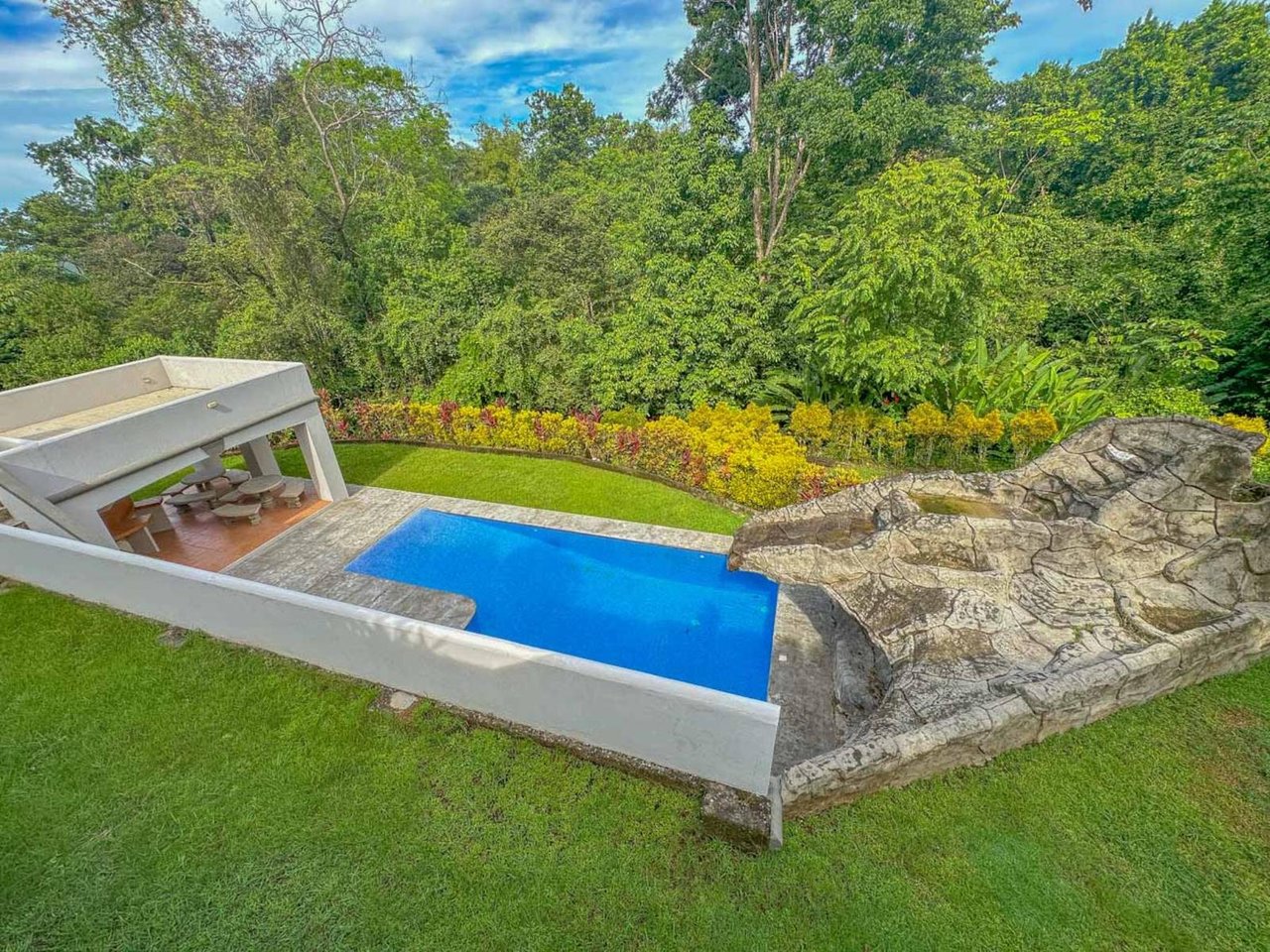 Secure Gated Villa Community, Ojochal, Puntarenas