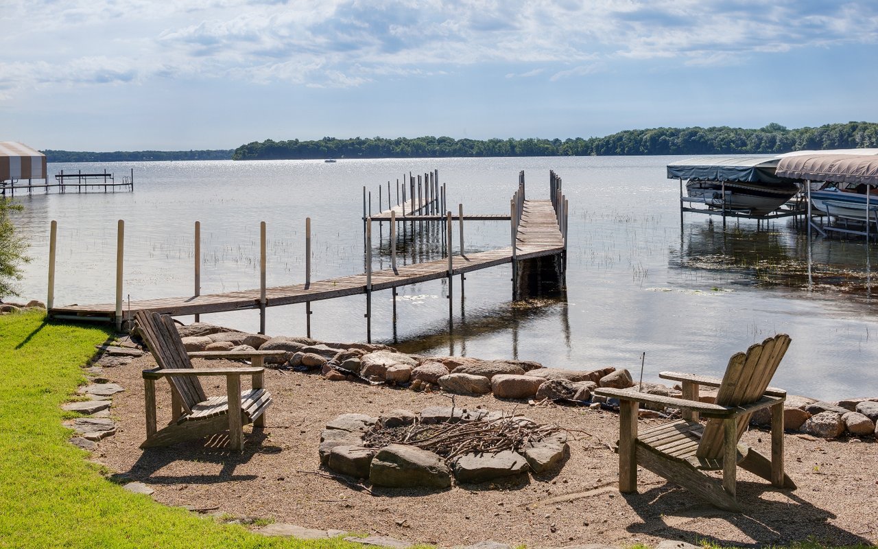 2217 Huntington Point Rd E | Minnetonka Beach