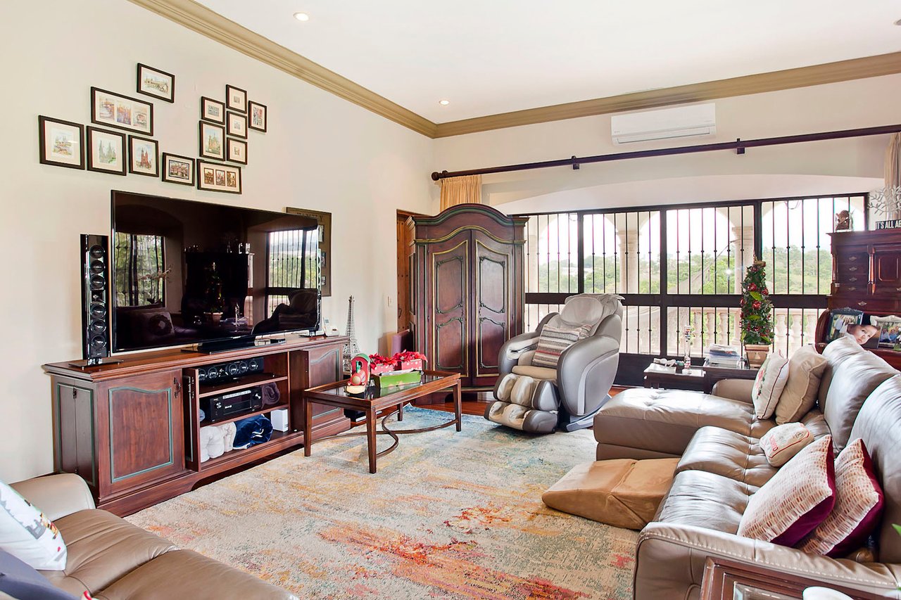 Colonial Equestrian Golf Estate, Heredia