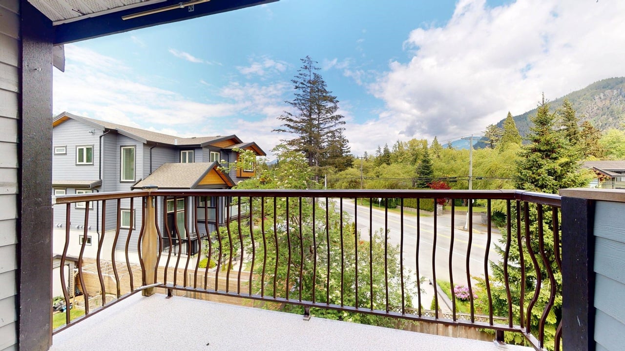 1499 Judd Rd
