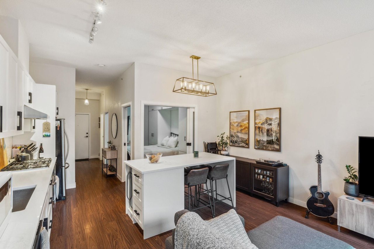 214-121 Brew St