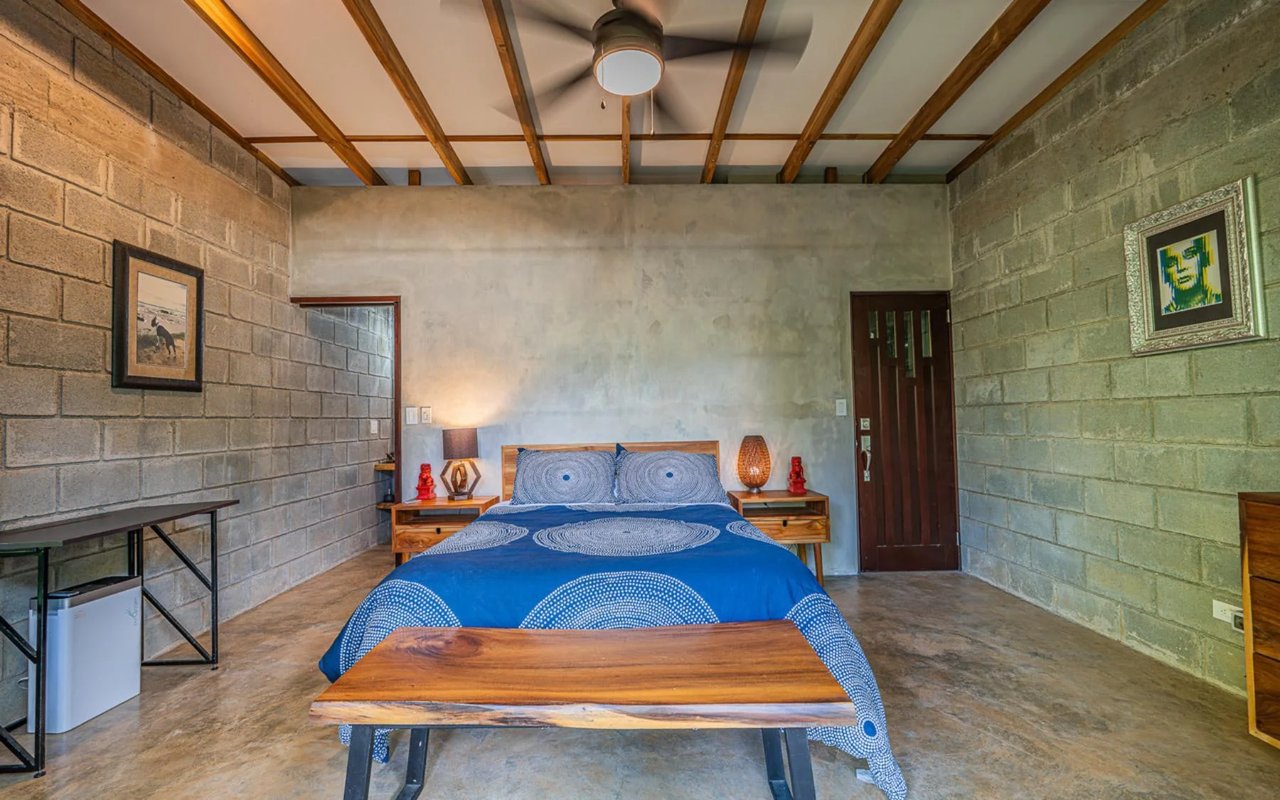 Off-Grid Regenerative Homestead, Perez Zeledon, San Jose