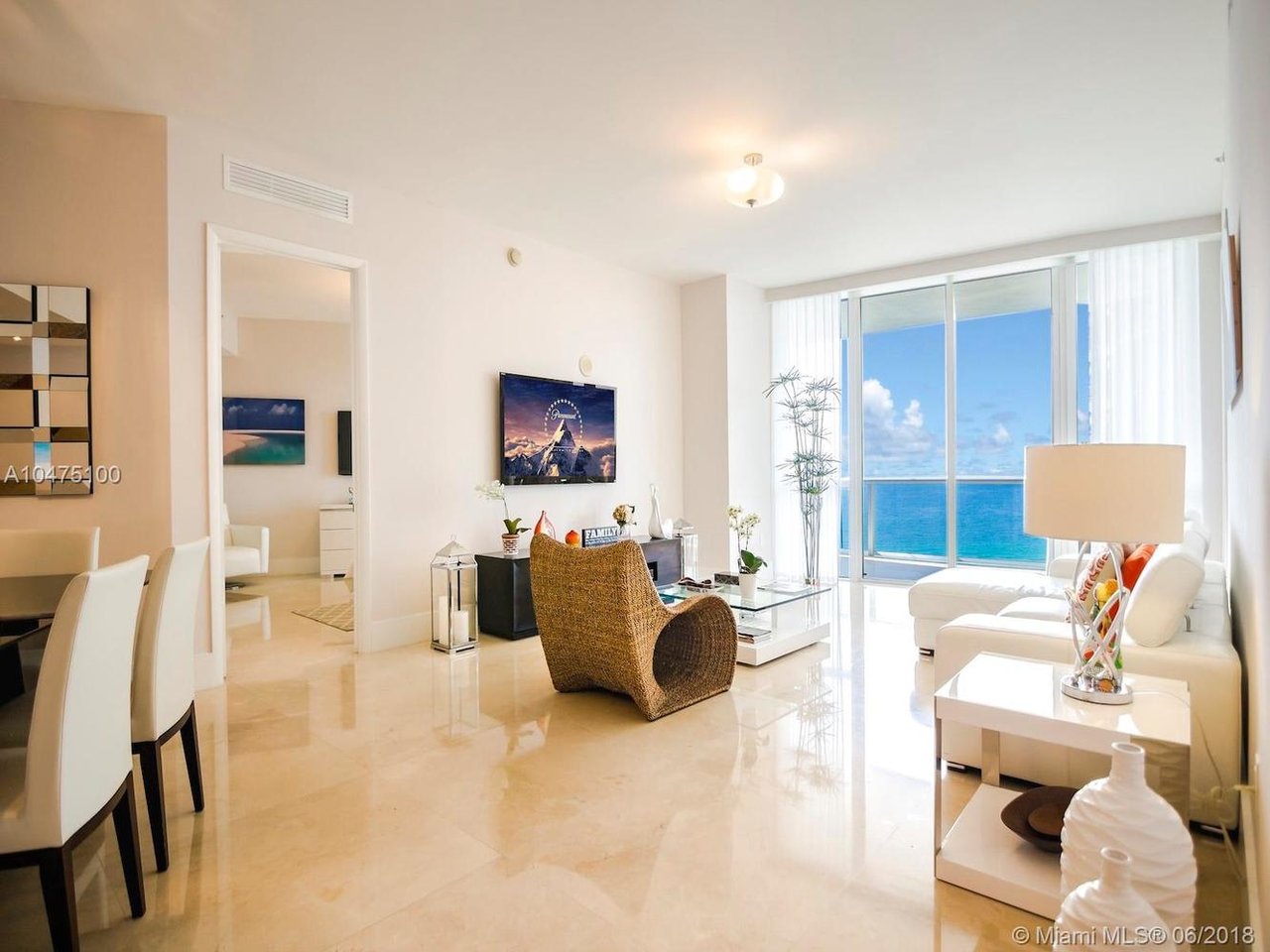 15811 Collins Ave, #1007