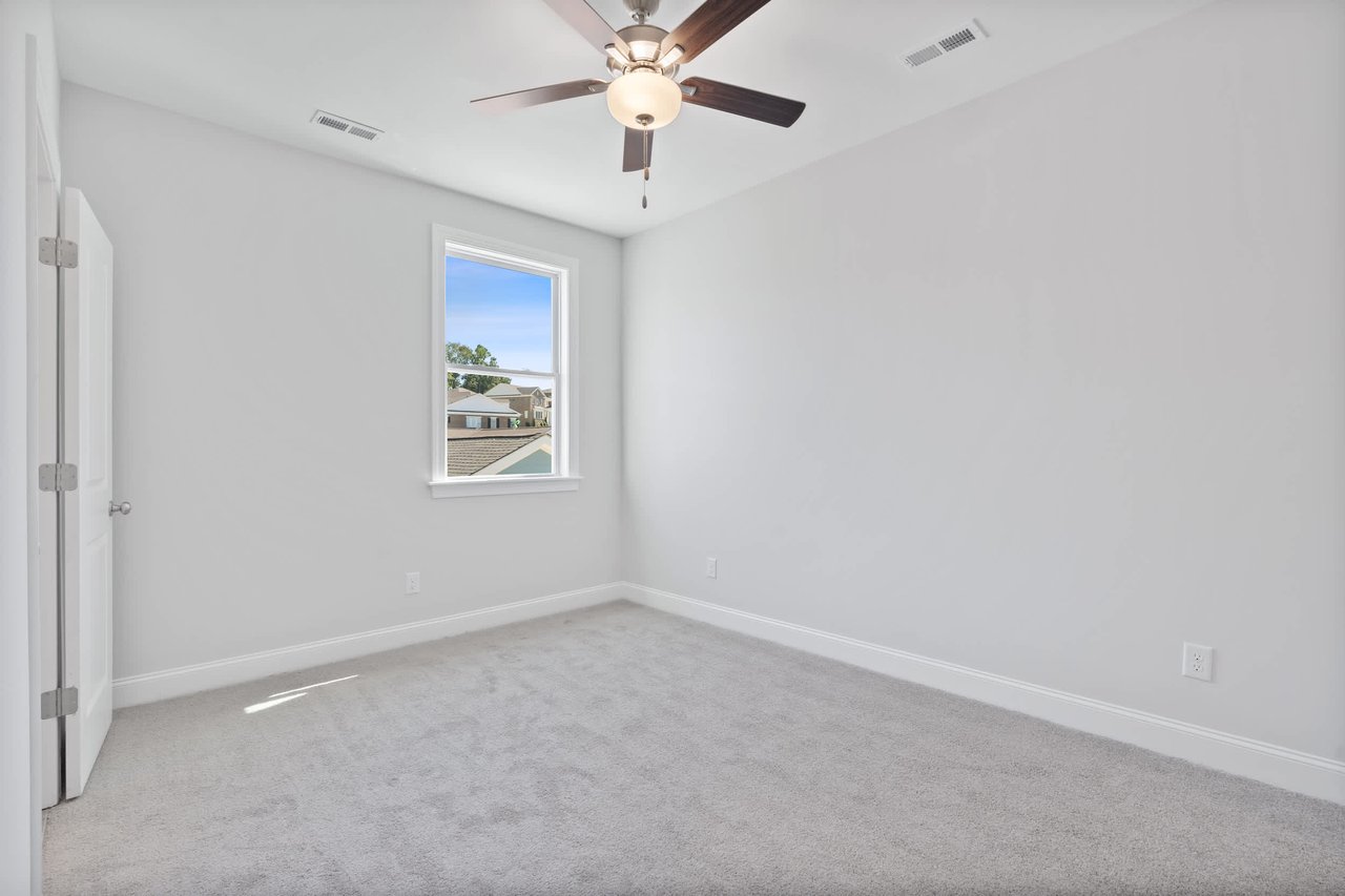 TOWN MADISON CENTRAL! Walk to your favorite Restaurants or Toyota Field!