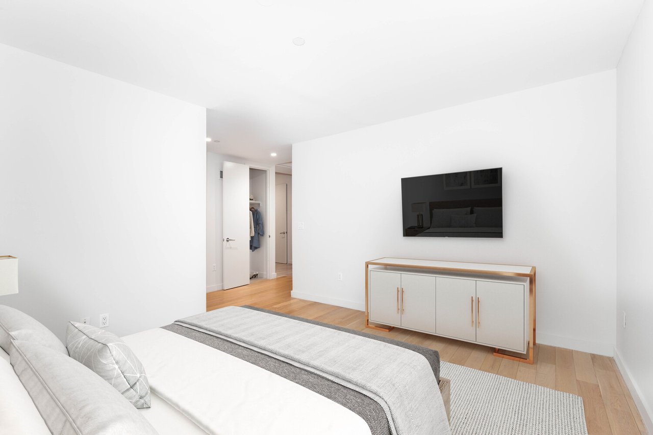 75 Wall Street, Apt 24R