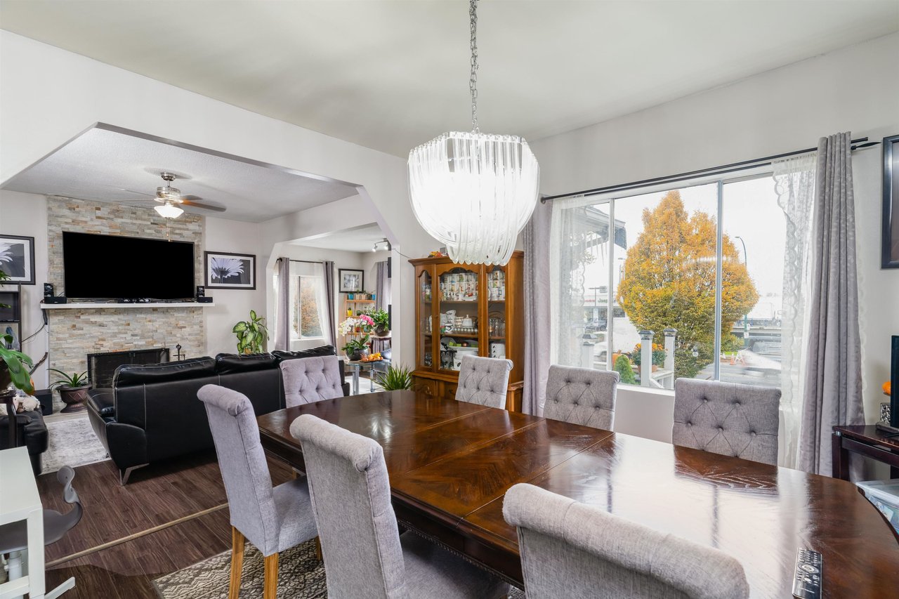 467 SE Marine Dr