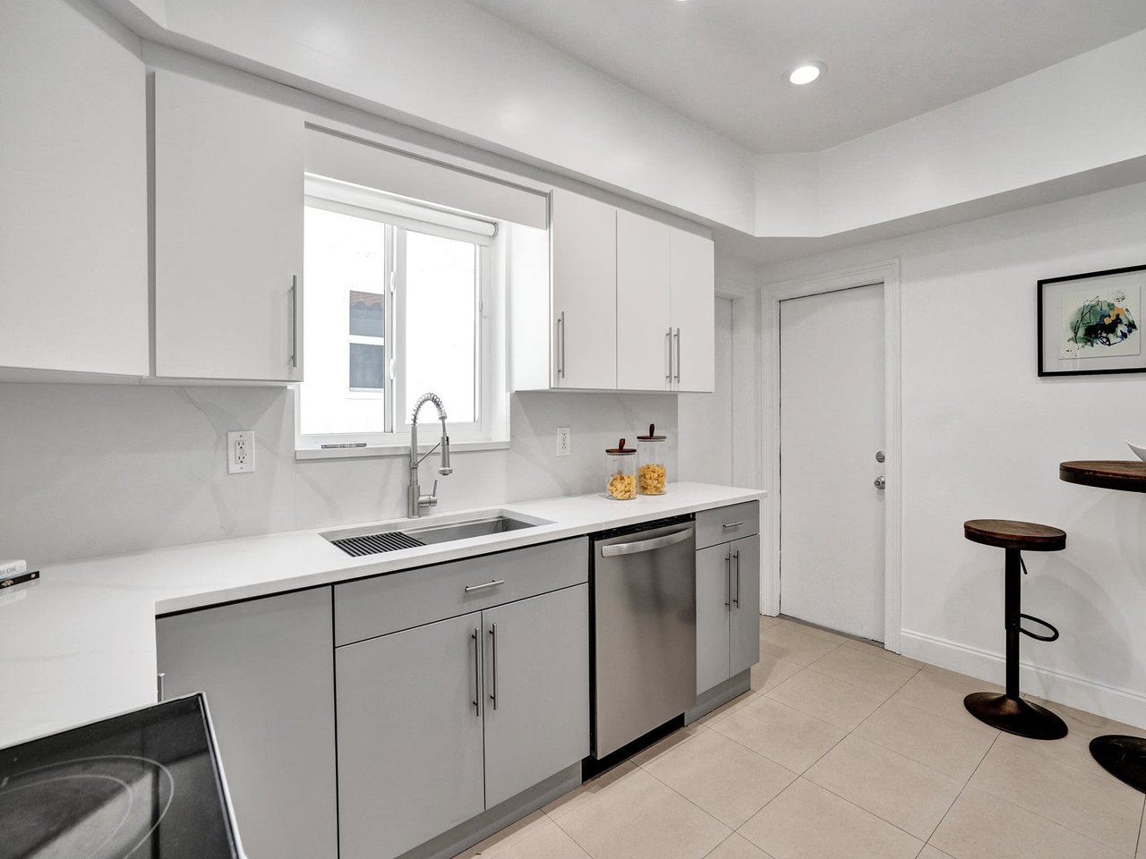 1435 Lenox Ave. Miami Beach, FL