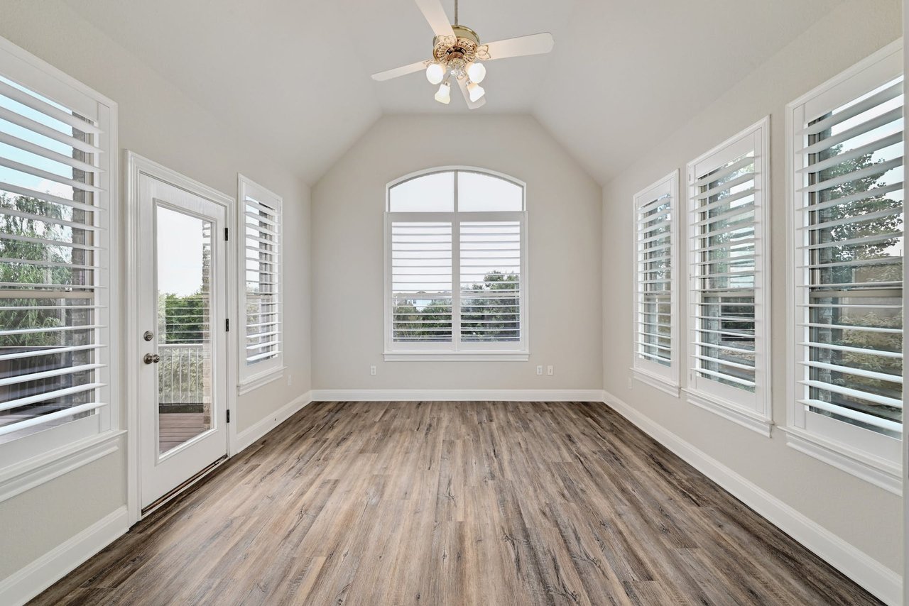 Stunning 5-Bedroom Luxury Home with Breathtaking Hill Country Views in Gated Community! | Short Walk to Lake Travis H.S. | Resort-style Amenities