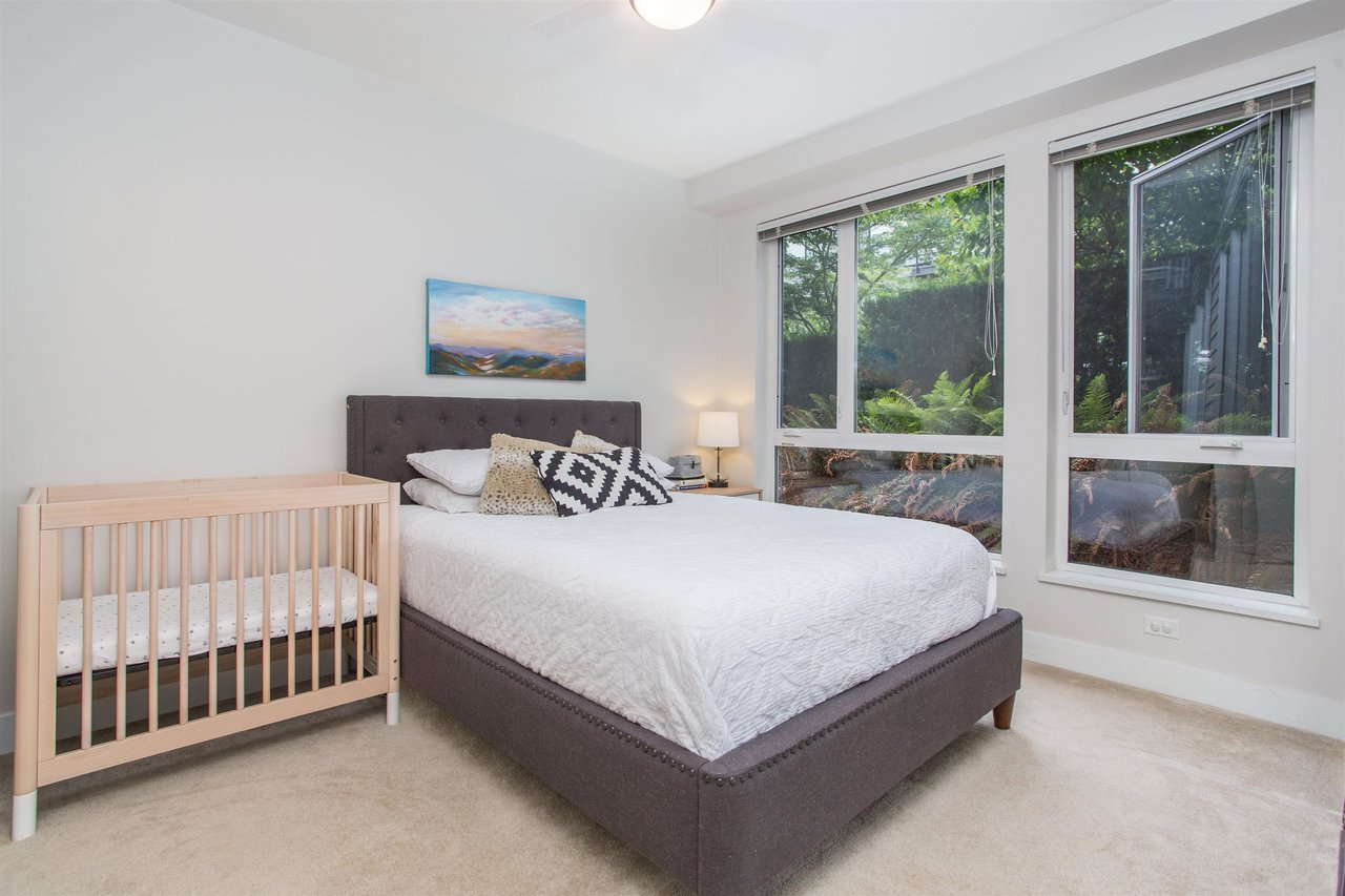 124-735 W 15th St