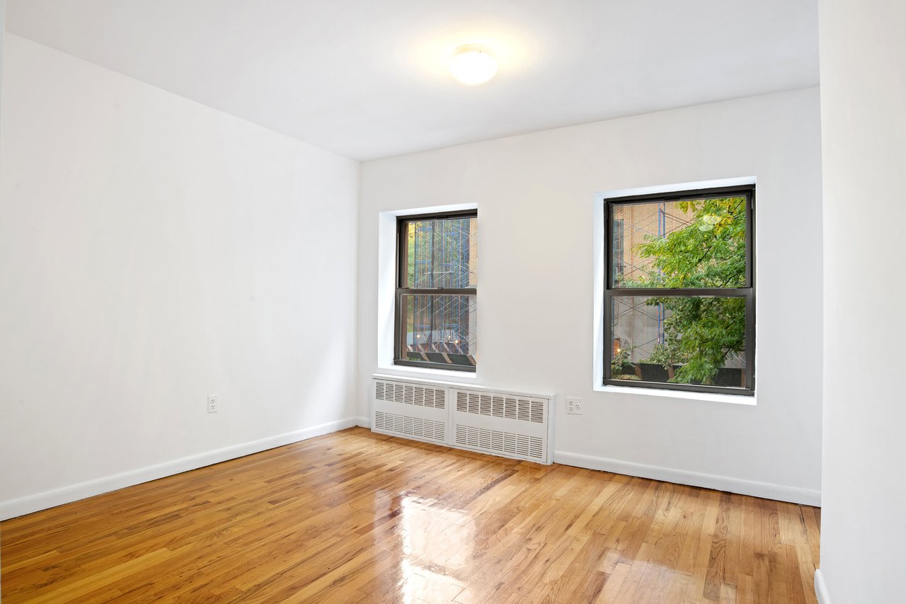 10 Fort Greene Pl, #1R 