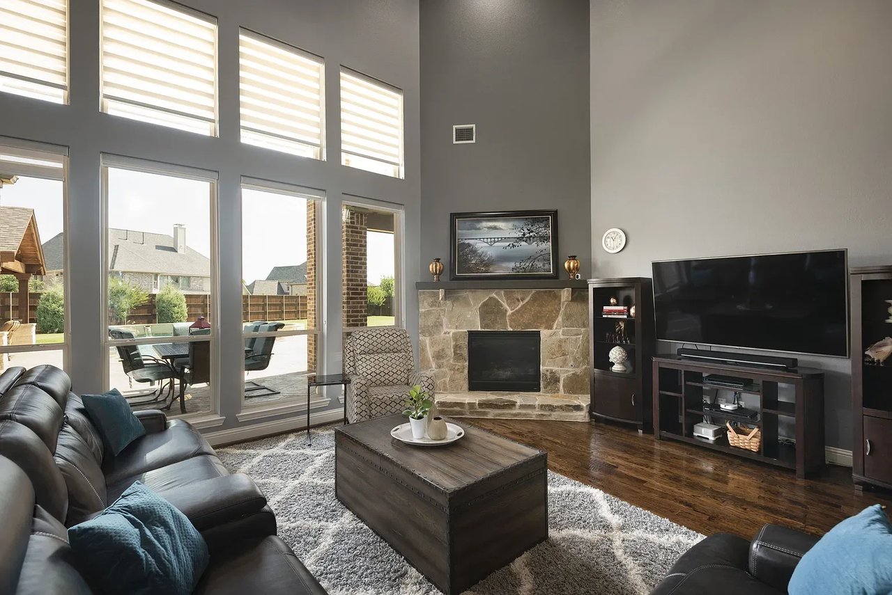 2296 Middle Town Ct