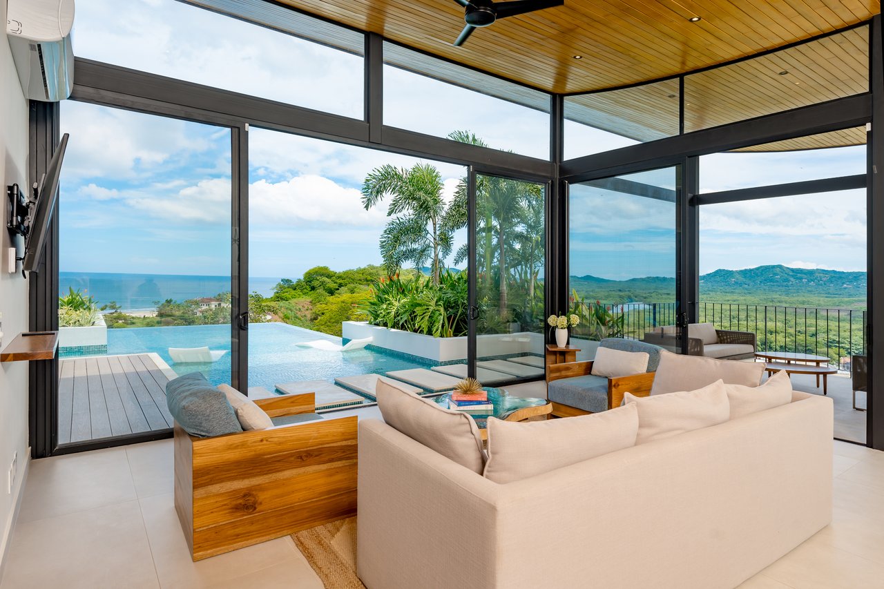 Infinity Pool Ocean View Villa, Tamarindo, Guanacaste