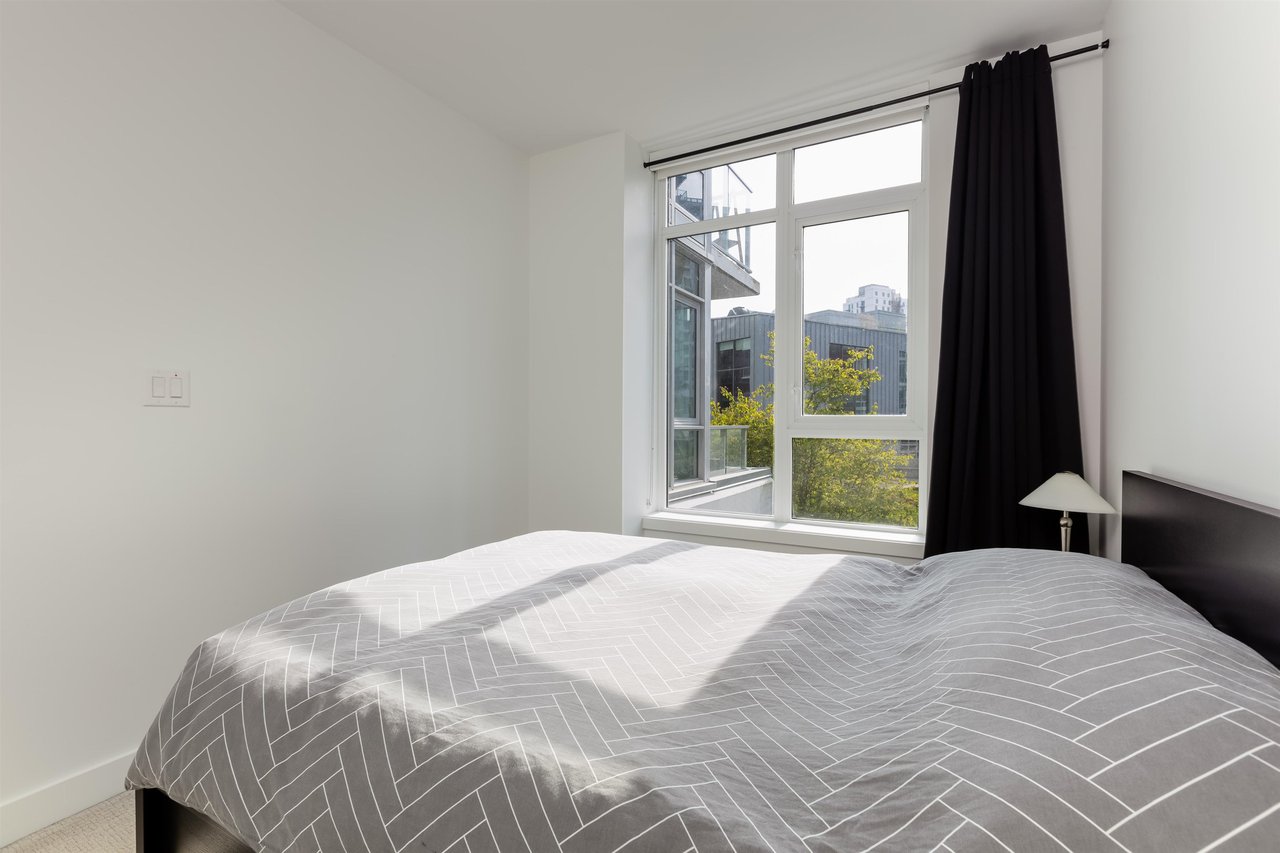 305-3557 Sawmill Cres