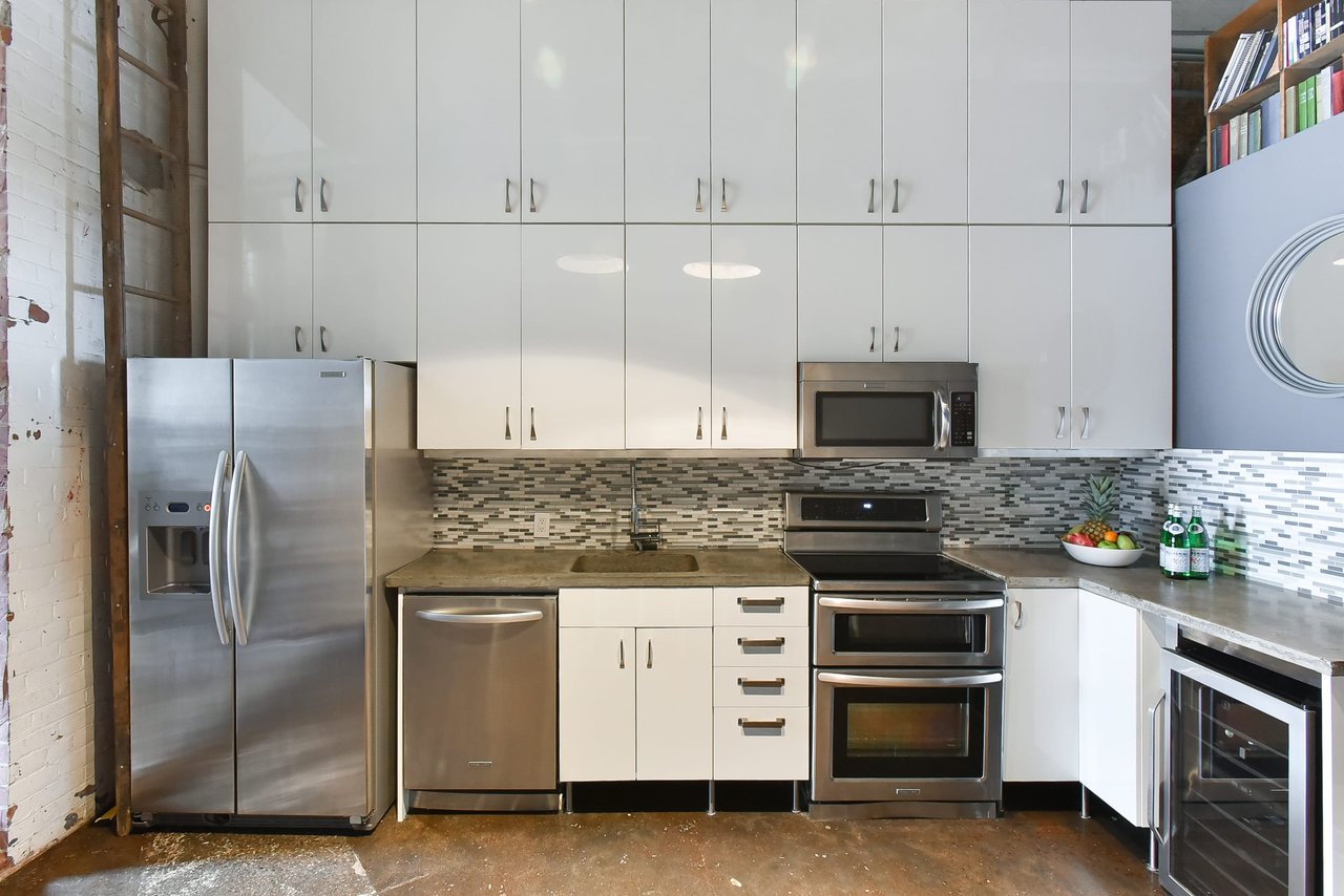 I-ZONE LOFTS