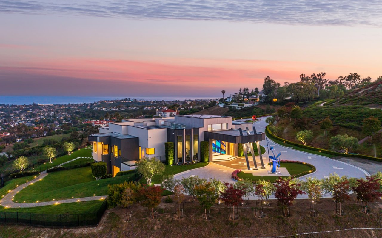 Luxury Estate in Laguna Niguel: An Architectural Masterpiece with Unsurpassed Ocean Views
