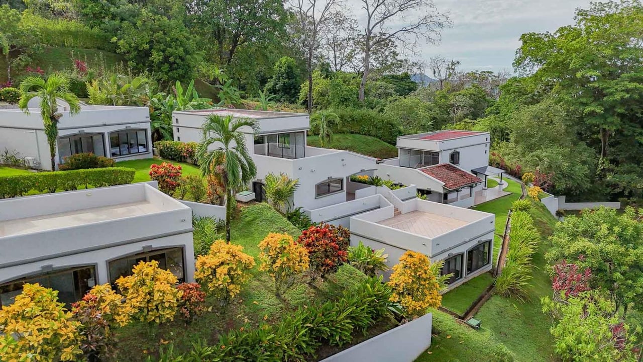 Secure Gated Villa Community, Ojochal, Puntarenas