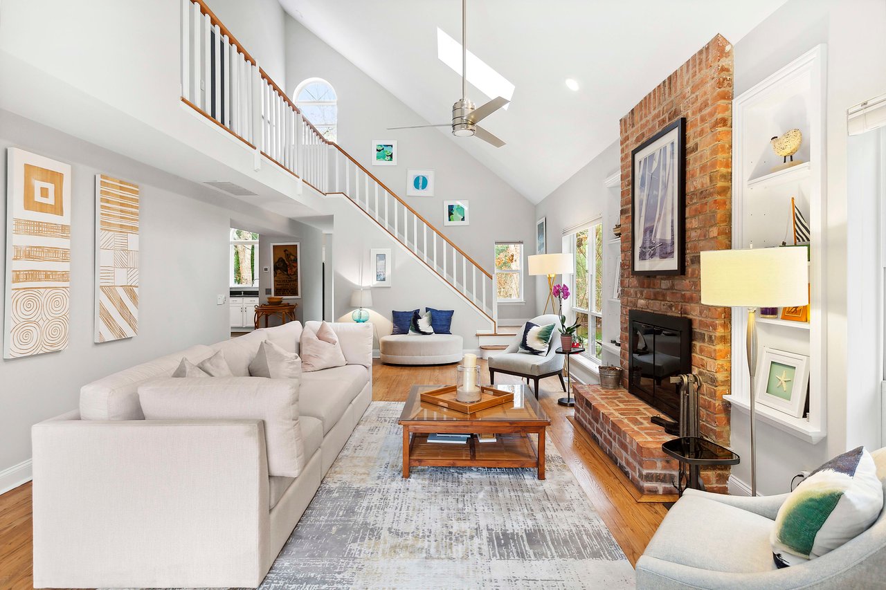 WAINSCOTT AUGUST RENTAL, CONVENIENT TO ALL