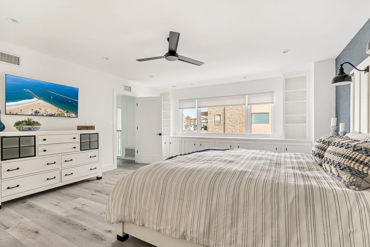 2307 Bayside Drive