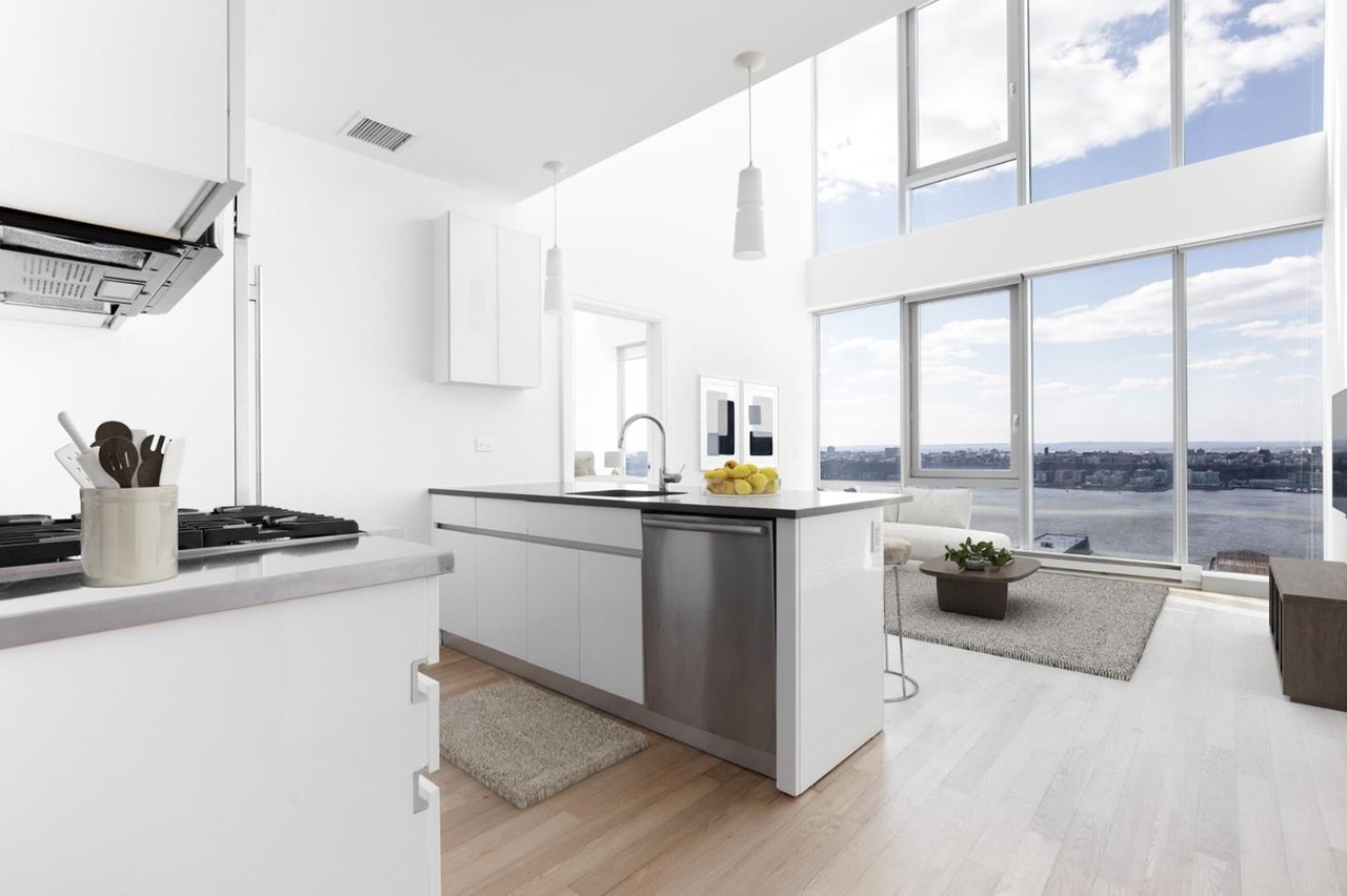 554 West 54th Street, Apt PH-E