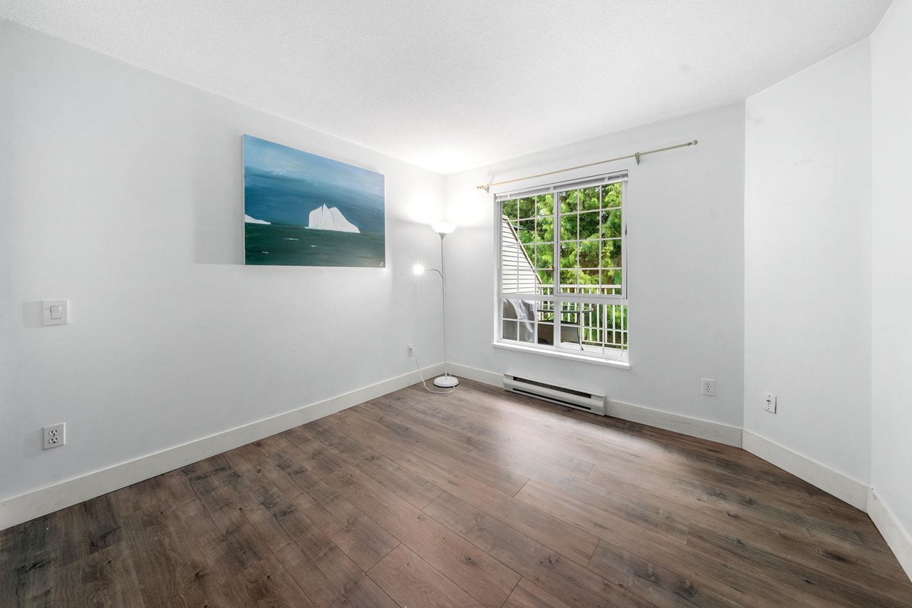 432-1252 Town Centre Blvd