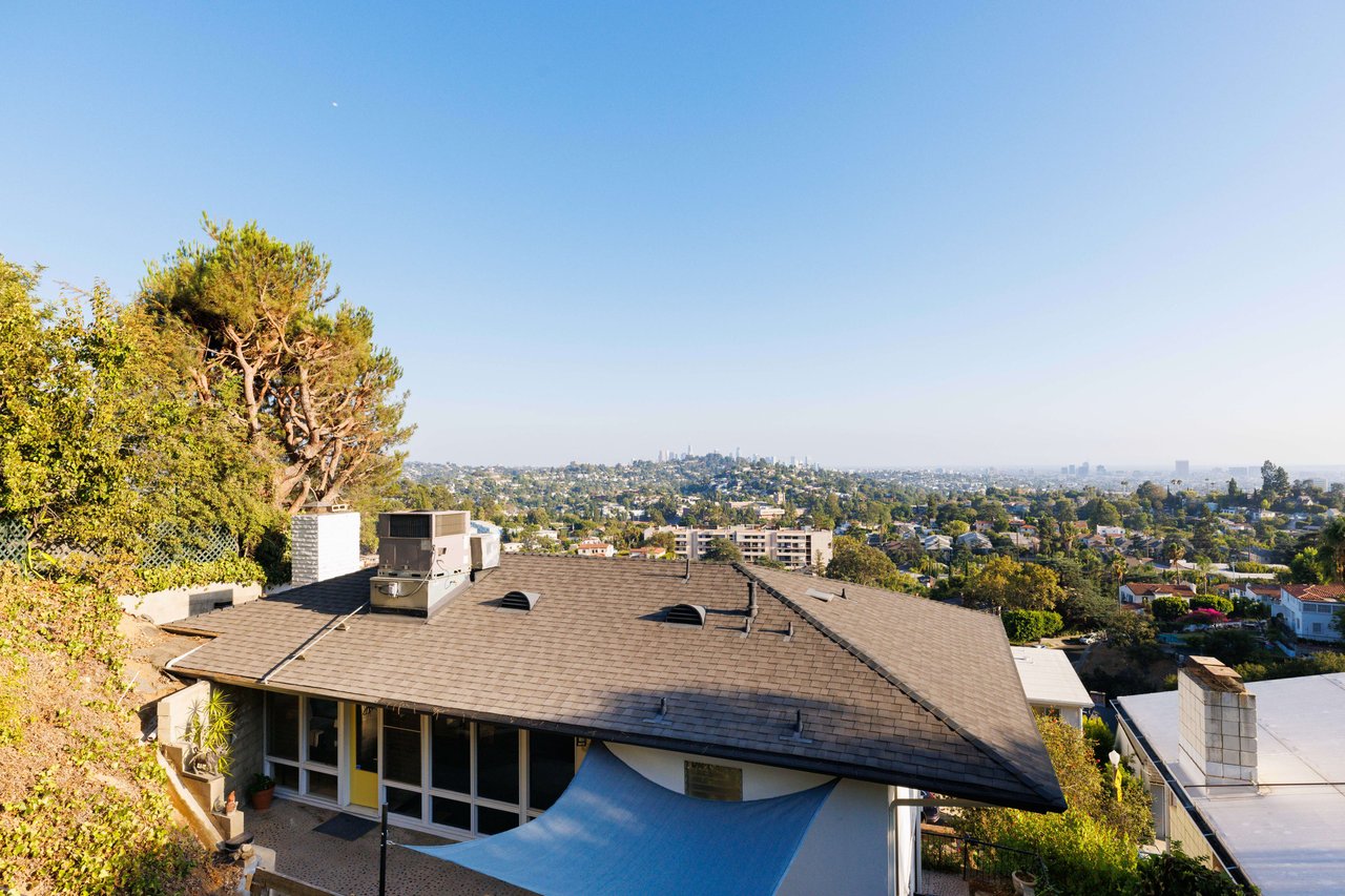 Striking and Unique 1963 Mid Century Home in Los Feliz