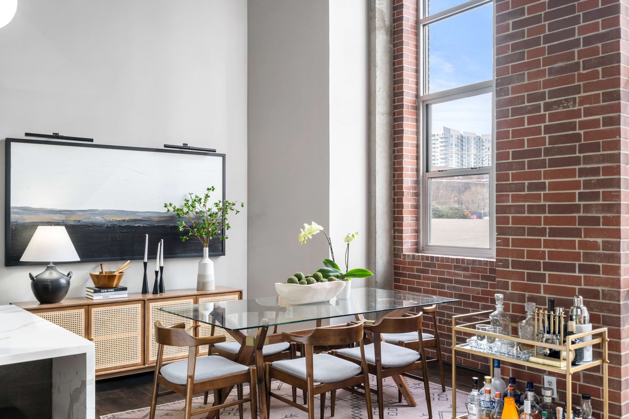1023 Juniper Street NE Unit 302