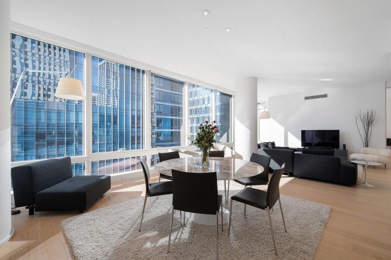 Extraordinary City Residence Penthouse