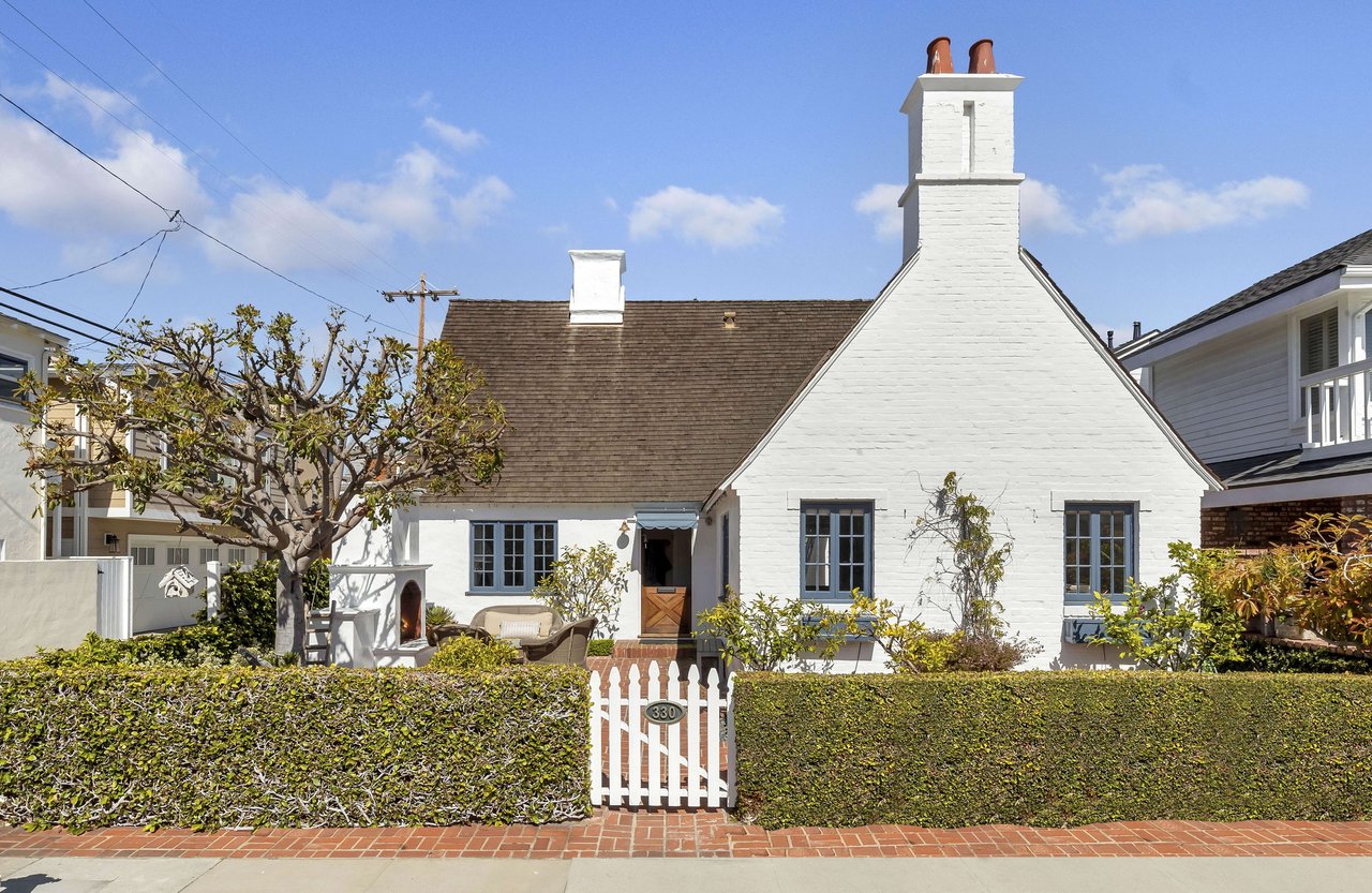 330 Amethyst Avenue