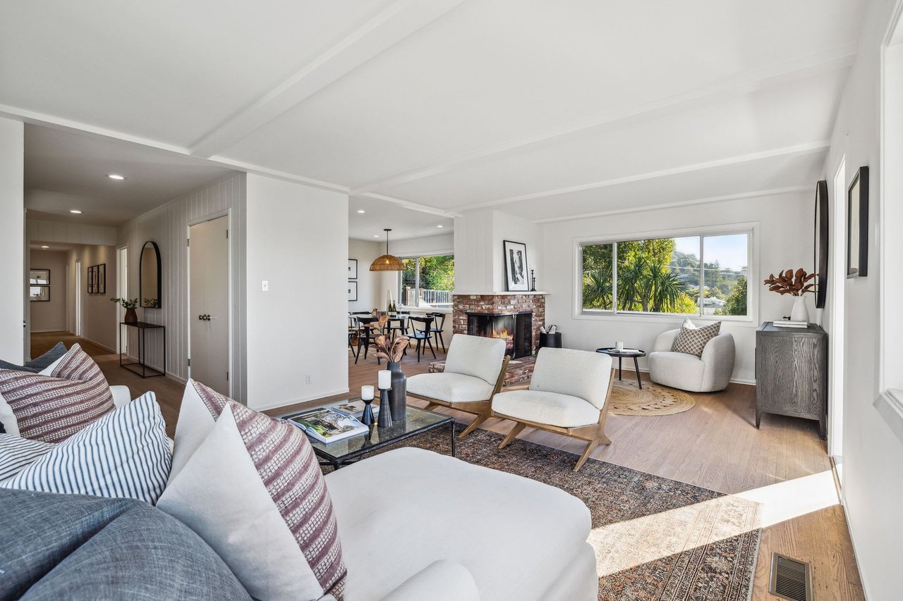 90 Altura Way