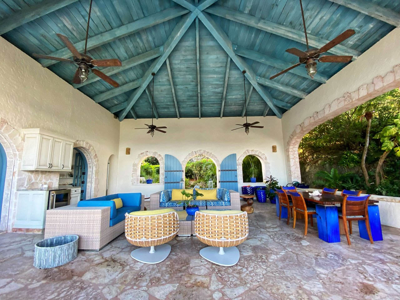 CLIFF HOUSE VILLA