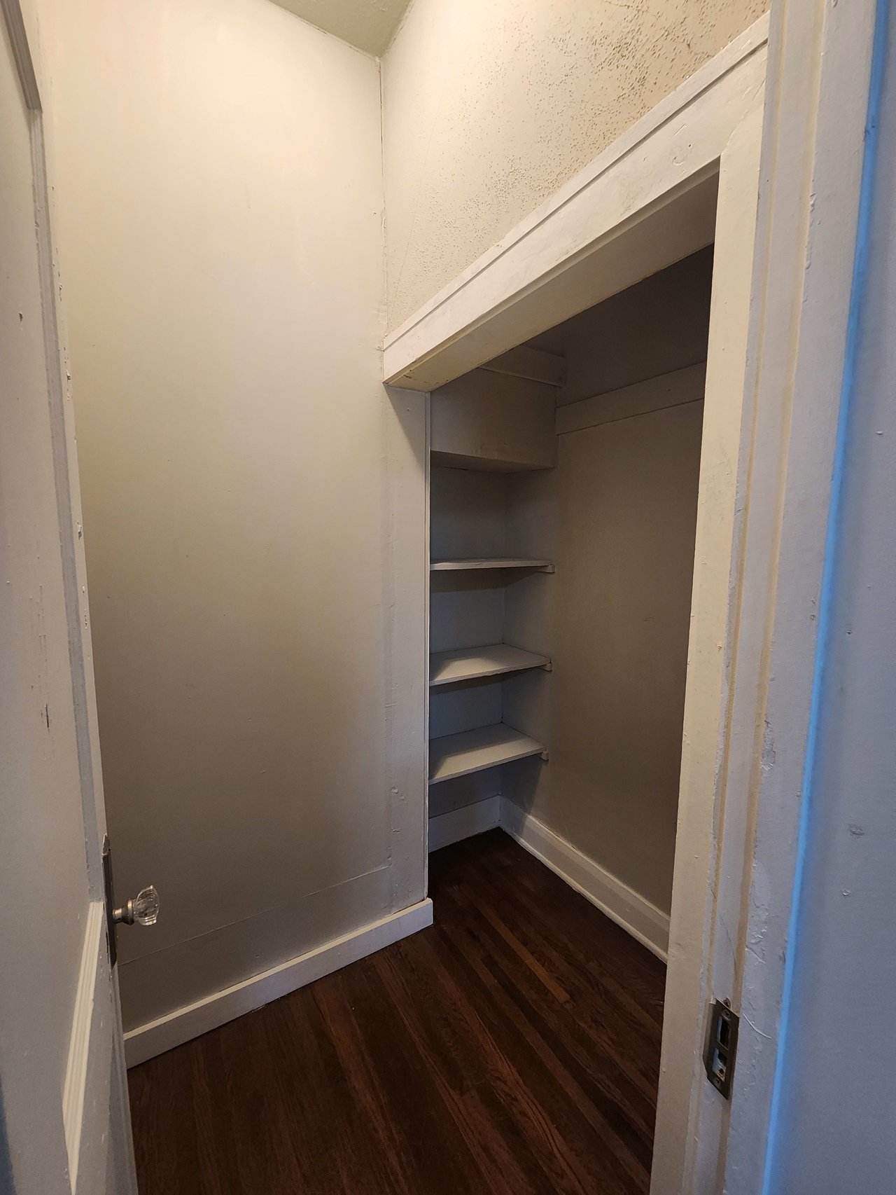 1017 N. Broadway Ave