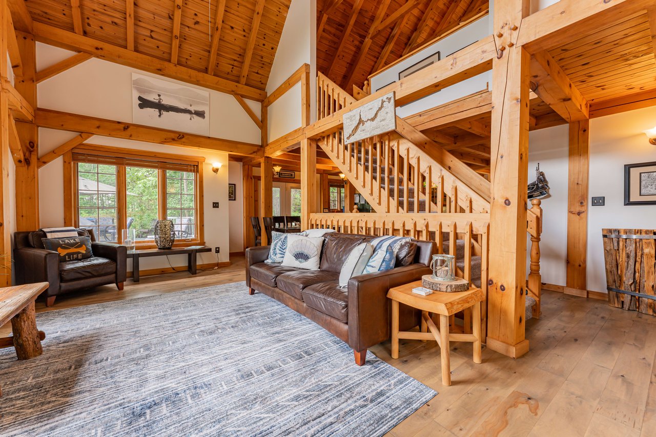 1025 Yukon Trail Haliburton