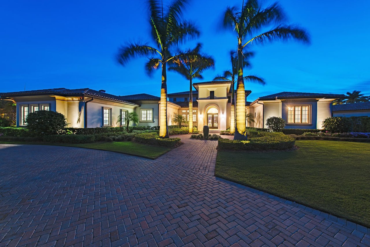 16961 Sud Cortile Dr Naples