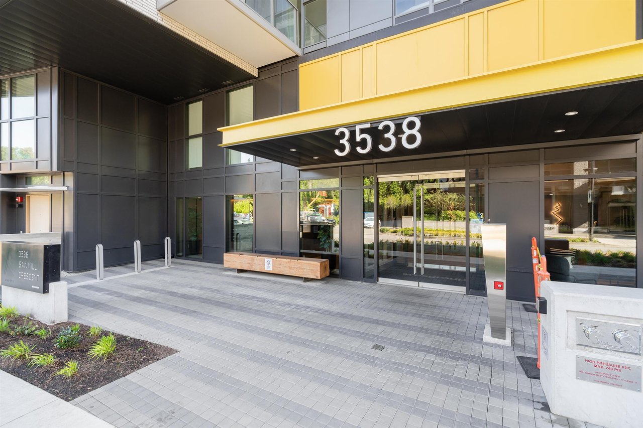 208-3538 Sawmill Cres