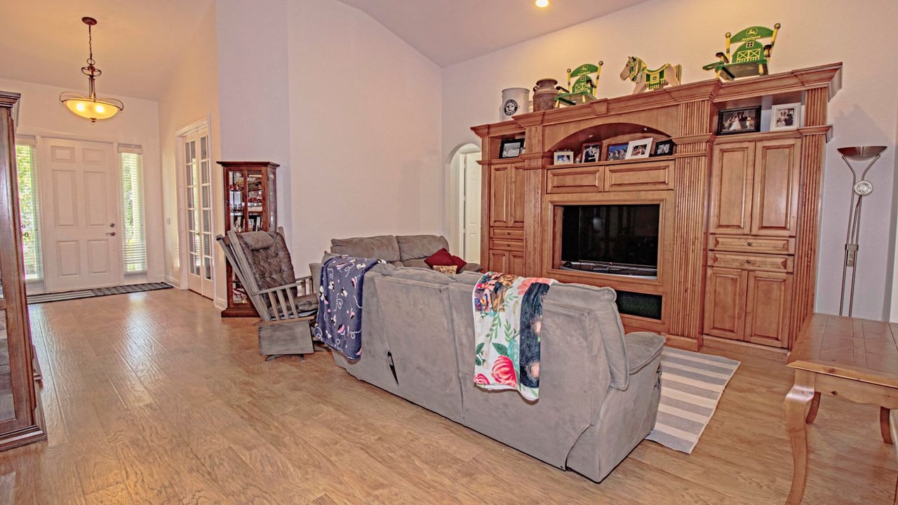 5356 SW Landing Creek Dr