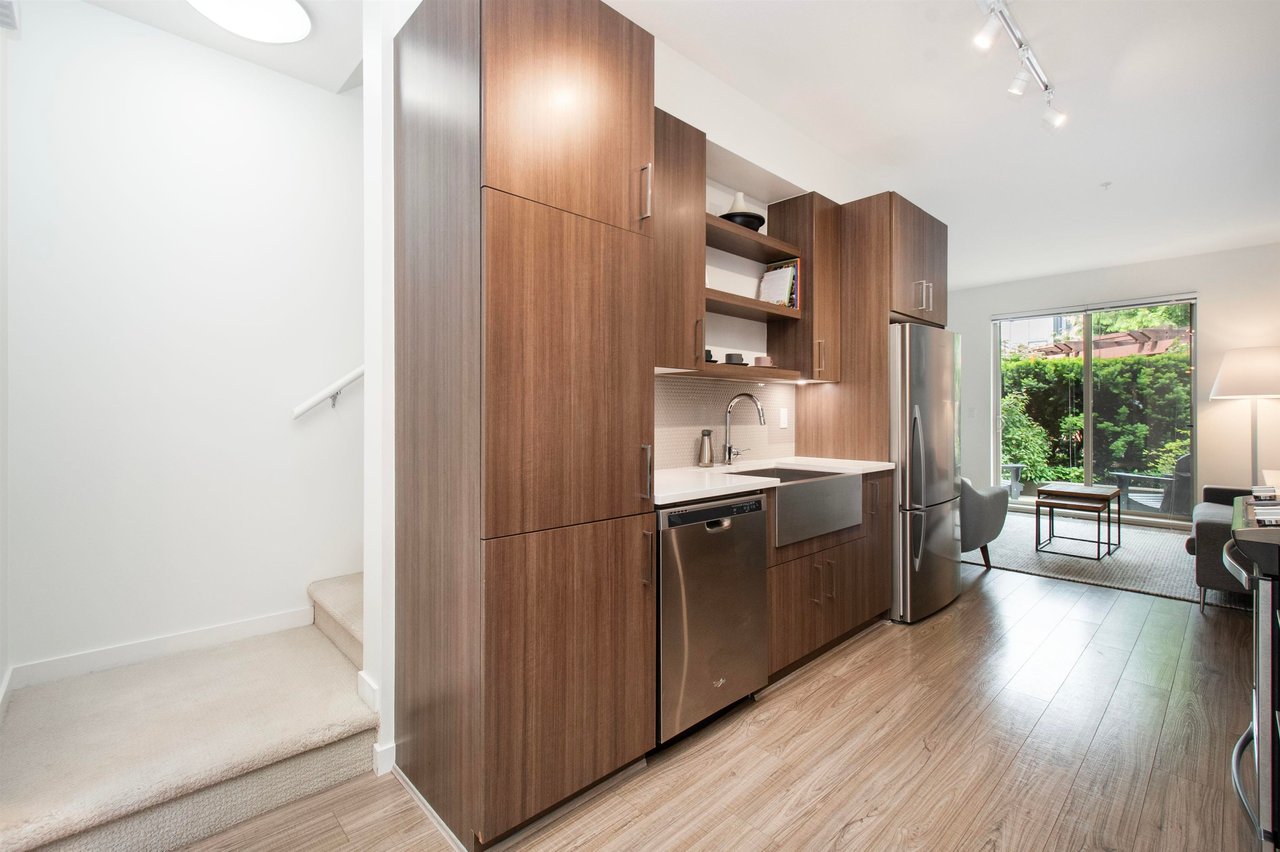 14-433 Seymour River Pl