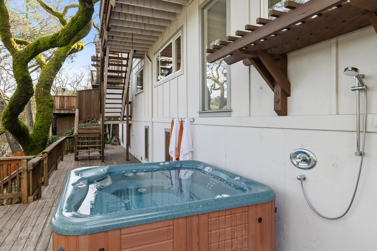 9 Oak Springs Drive, San Anselmo