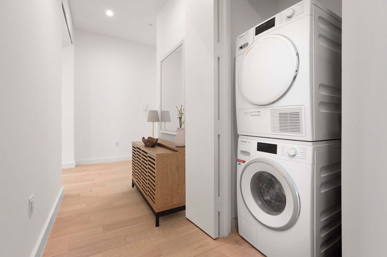 75 Wall Street, Apt 31P