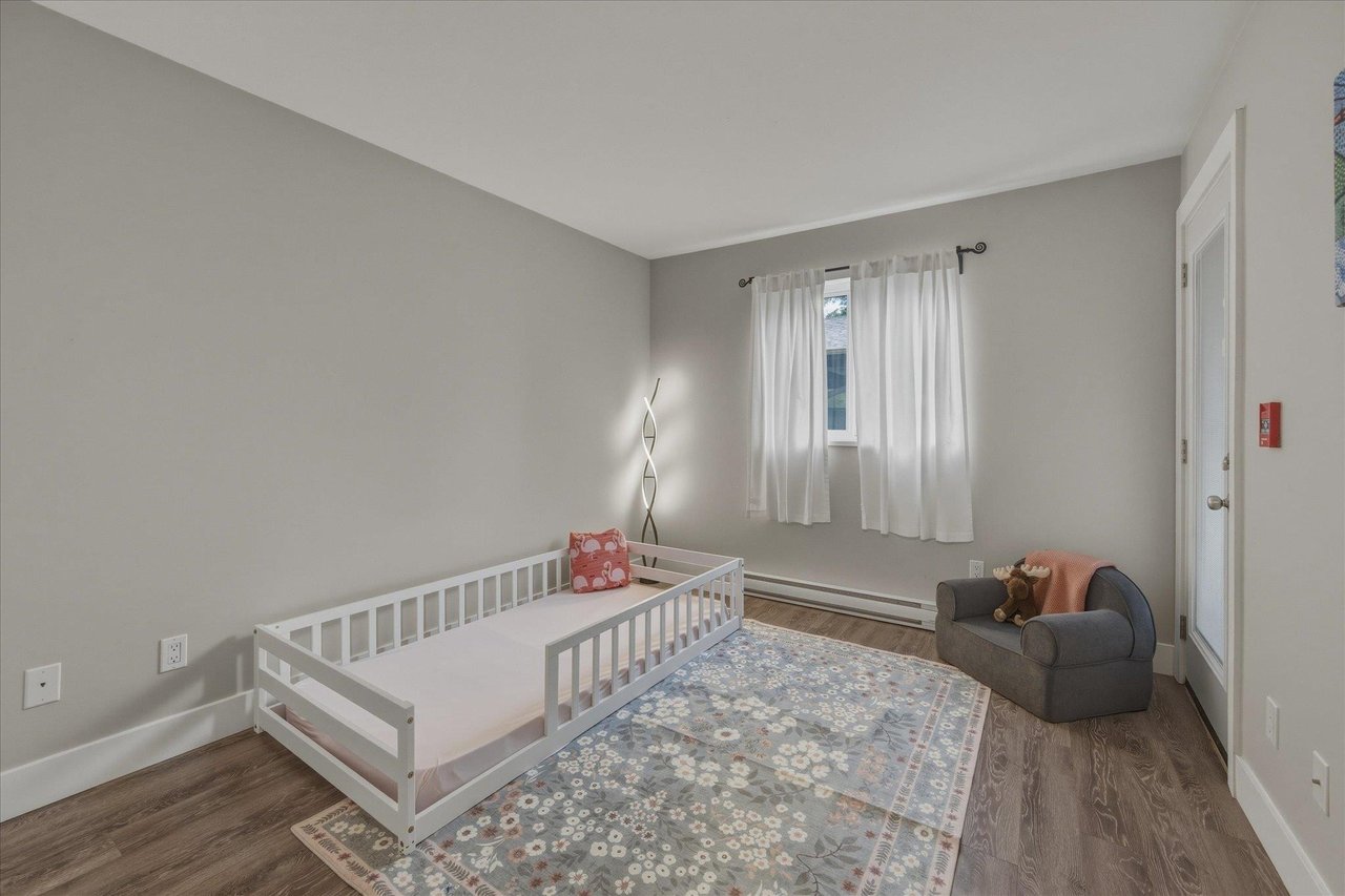 C102-40140 Willow Cres
