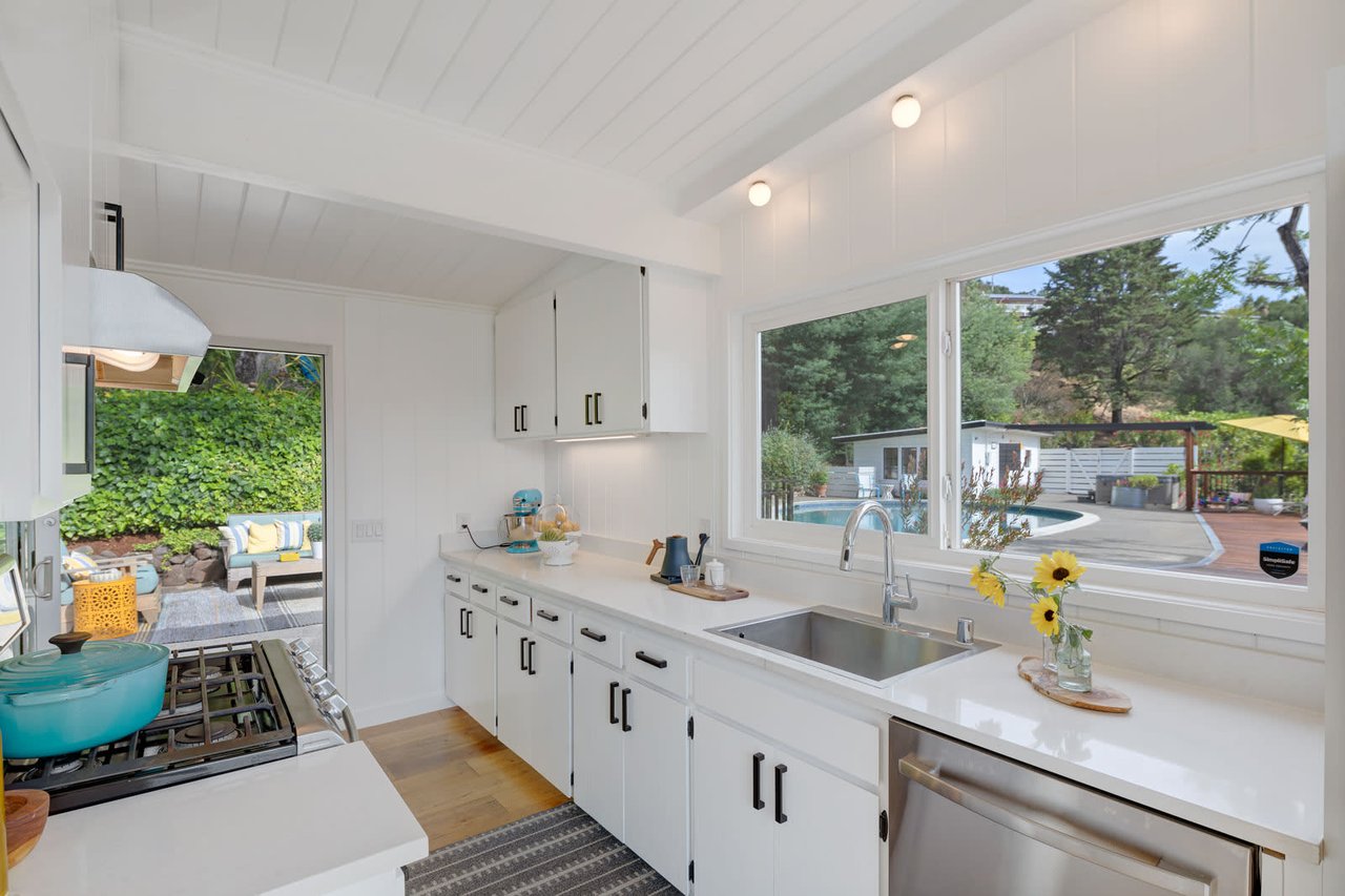 21 Kenrick Ave, San Anselmo