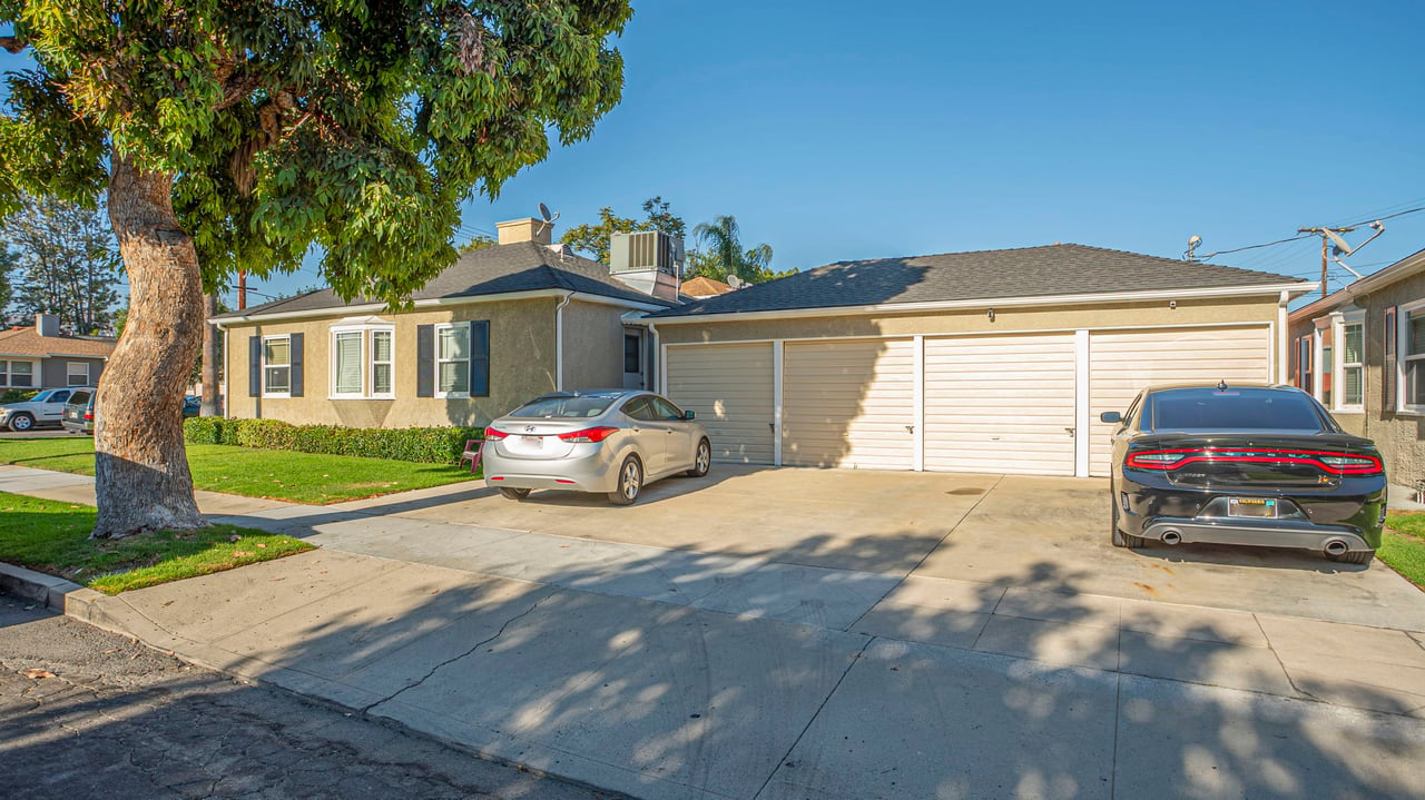 1004 W Clark Avenue | Updated 4 PLEX in great Burbank Location  