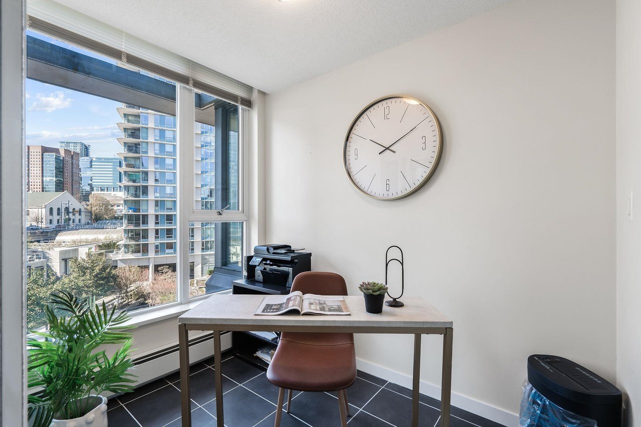 702-633 Abbott Street, Vancouver